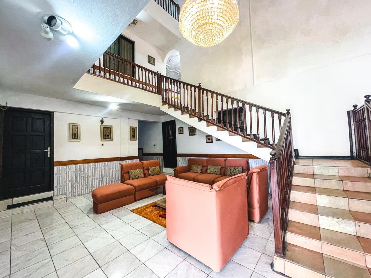 Hill View Hotel Mccarthy Hills Botianaw Bagian luar foto