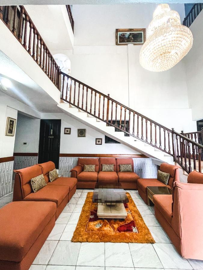 Hill View Hotel Mccarthy Hills Botianaw Bagian luar foto