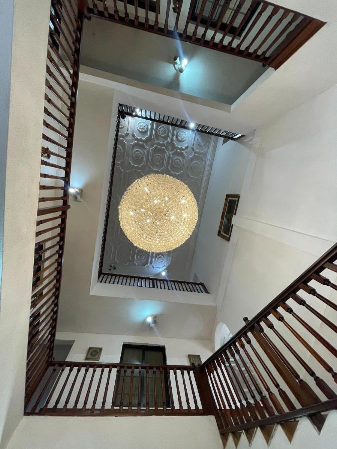 Hill View Hotel Mccarthy Hills Botianaw Bagian luar foto