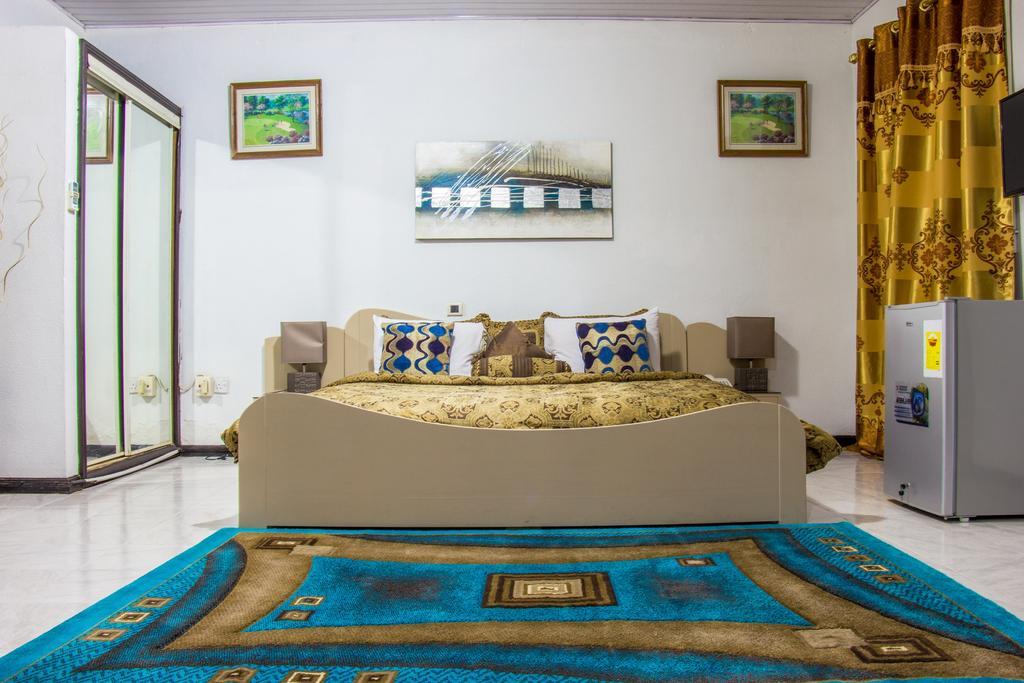 Hill View Hotel Mccarthy Hills Botianaw Bagian luar foto