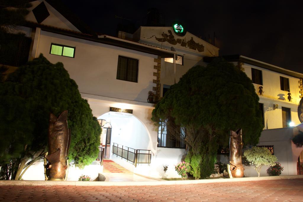 Hill View Hotel Mccarthy Hills Botianaw Bagian luar foto