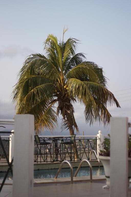 Hill View Hotel Mccarthy Hills Botianaw Bagian luar foto