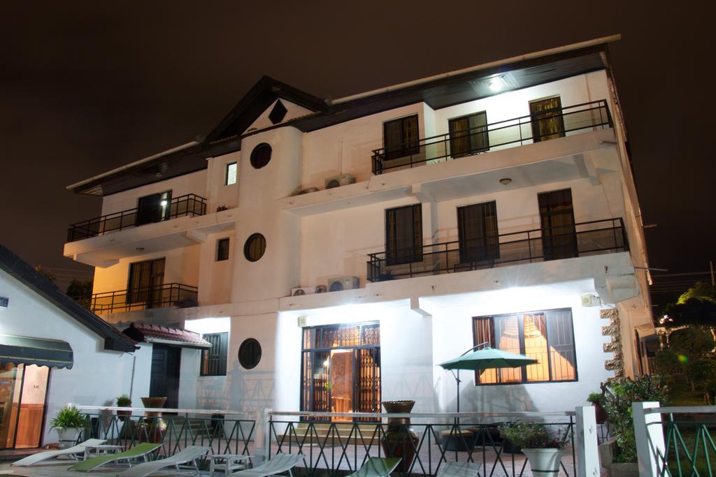 Hill View Hotel Mccarthy Hills Botianaw Bagian luar foto